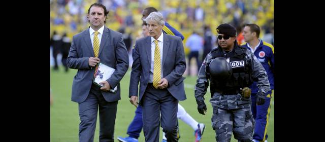 Larga travesía para solo recibir desprecio y pena | Aunque el equipo ilusionó en el comienzo de la era de José Pekerman, aún no se encuentra una identidad en el juego, lo que preocupa a los aficionados colombianos. FOTO REUTERS
