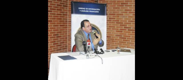 Salir de la lista negra de lavado de activos atraerá inversión extranjera | Luis Edmundo Suárez, director de la UIAF. FOTO COLPRENSA
