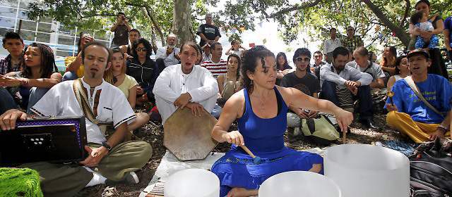 Ritual en la Ayurá, consolida alianza verde | Con canto al túnel verde se selló alianza cívica. FOTO JULIO HERRERA