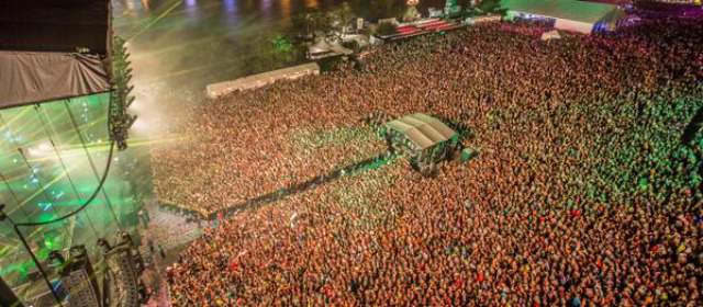 FOTO @ElectricZooNY