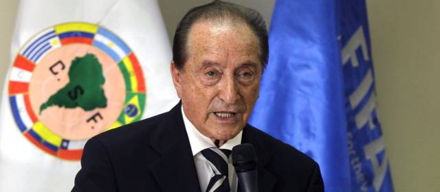 Eugenio Figueredo fue nombrado oficialmente como presidente de Conmebol | Figueredo concluirá el presente mandato que se extiende hasta el 2015. FOTO AP