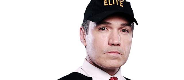 Salvador ahora es un policía colombiano | Salvador del Solar es el protagonista de "Comando Élite".