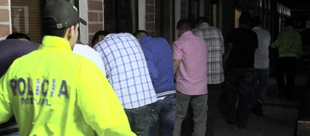 Capturan a 10 miembros de las bandas "la 115" y "el Salado" de la comuna 13 |