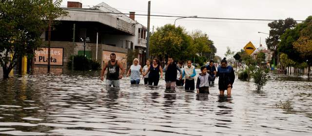Drama por inundaciones unió a los argentinos
