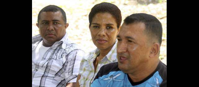 Dar la cara a las víctimas, reto de la paz para las Farc | Danys Daniel Sierra (izquierda) y Elda Neyis Mosquera se desmovilizaron de las Farc en 2008. FOTO JULIO CESAR HERRERA