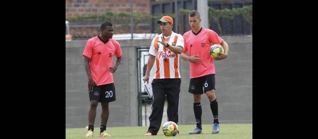 Envigado programa el nuevo semestre | Juan Carlos Sánchez inicia mañana su nuevo proyecto naranja. FOTO ARCHIVO