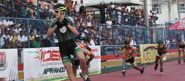 Pista de oro para Camilo Zapata | En la ruta, Camilo Zapata irá por más oros. FOTO LUIS RAMÍREZ