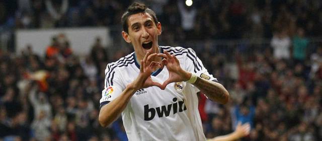 Real Madrid consiguió el triunfo 100 bajo el mando Mourinho | En dos minutos Di María e Higuaín dieron el golpe al partido. El primer gol tras un saque de esquina puesto por Özil y que concretó el exRiver Plate. El segundo de Fideo Di María solo dos minutos despues. FOTO REUTERS