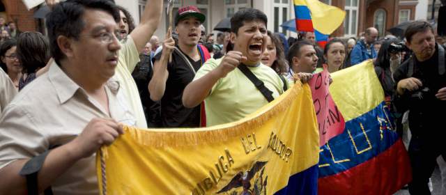 Ecuador pidió apoyo de países latinoamericanos para lograr salvoconducto de Assange |