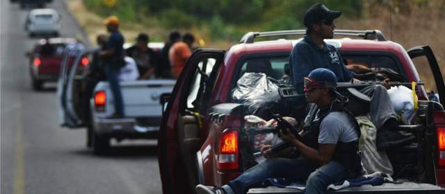 Fuerzas mexicanas comienzan el desarme de grupos de autodefensa |