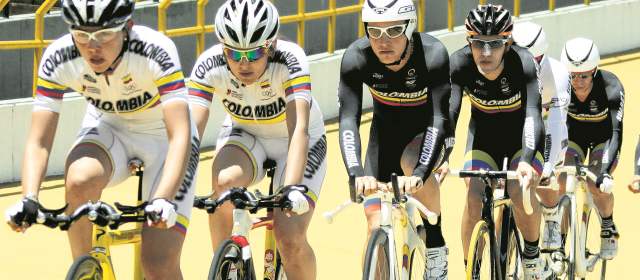 Si no hay velódromo nuevo, ¿se reformará el viejo Martín Emilio? | El velódromo Martín Emilo Cochise Rodrígez de Medellín ha sido cuna de grandes campeones. Ahora se espera una determinación para saber cuál será el futuro de la pista paisa. FOTO ROBINSON SÁENZ