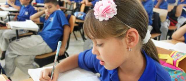 Colecta pública a favor de Gente Unida este viernes | La Fundación atiende en barrios como Santo Domingo Savio, Moravia, Villa Café, Robledo Pajarito y Manrique. FOTO CORTESÍA