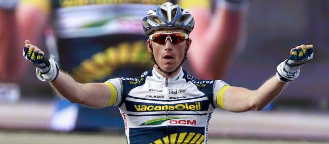 Urán es gregario y subió al 13 en París-Niza | AP | El holandés Lieuwe Westra (Vacansoleil) se impuso este jueves en la quinta etapa de la París-Niza, donde el colombiano Urán es 13.
