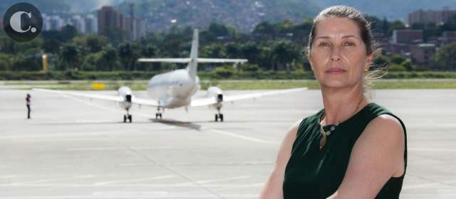 Área de abordaje del JMC no será suficiente en 2015 | Sara Ramírez, gerente de Airplan. FOTO ESTEBAN VANEGAS