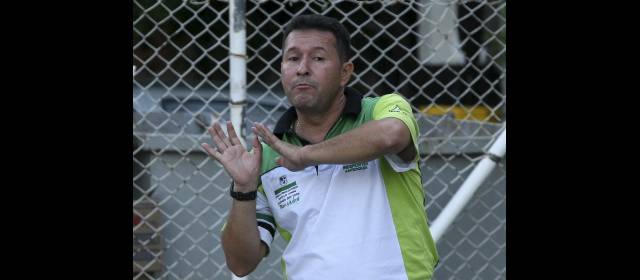 Girardota espera Paisitas en micro | Tomás Cortés dirige el equipo desde mayo. FOTO JUAN SÁNCHEZ