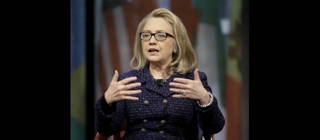 Hillary Clinton, 70% de aceptación | Hillary Clinton dijo ayer en una teleconferencia internacional que escribirá unas memorias y dedicará esfuerzos a impulsar el papel de la mujer en la política cuando entregue el cargo. FOTO AP