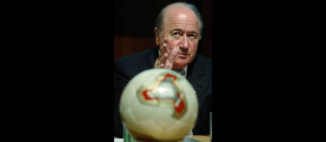Brasil 2014 está en carrera contra el reloj | Blatter indicó que hay menos problemas en los mundiales de Europa, porque "el poder central es más fuerte". FOTO reuters