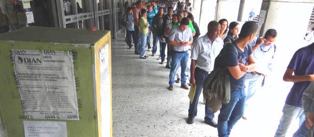 Dian actualizó rut de 55.000 clientes que declaran a nombre de terceros |