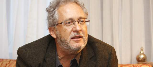 Héctor Abad Faciolince reconoció que el "boom" le dio confianza a los escritores |