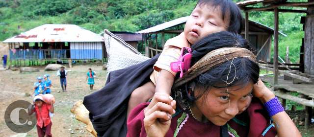 Un fallo para salvar de la extinción a los embera katío | Las comunidades embera katío de Chocó han sufrido desplazamiento forzado. FOTO ROBINSON SÁENZ