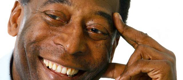 Quiero seguir siendo el mejor dos siglos más: Pelé