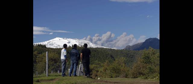 Volcanes de seis países amenazan con erupciones | Volcán Copahue, al sur de Santiago de Chile. FOTO REUTERS