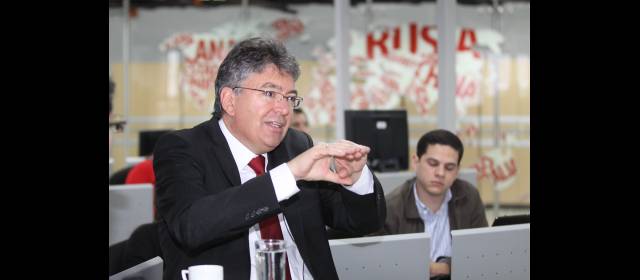 Con finanzas sanas, déficit fiscal de 1% en 2013 | El Marco Fiscal de Mediano Plazo refleja solidez en la economía: Mauricio Cárdenas: FOTO ARCHIVO