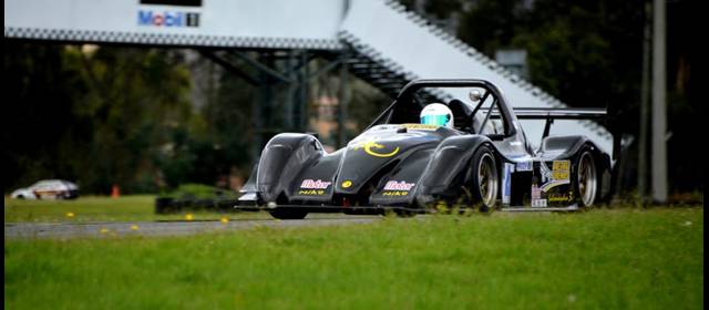 Juan Manuel da cátedra en Bogotá | Cuatro triunfos consecutivos ajustó Juan Manuel González en el Campeonato Nacional de automovilismo. El pasado sábado se montó dos veces al podio como número 1. FOTO Cortesía