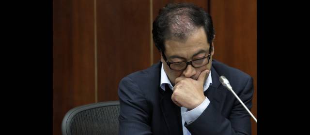 Corte Suprema falló en contra de la demanda que restituyó al alcalde Petro | Pese a la decisión, el alcalde Gustavo Petro sigue dirigiendo la capital, pues lo protegen medidas cautelares. FOTO COLPRENSA