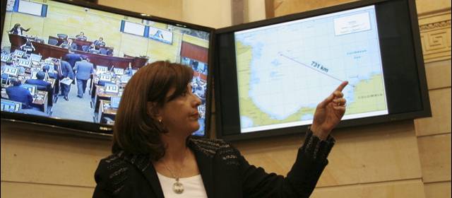 Gobierno estudia seriamente retirarse del Pacto de Bogotá: canciller Holguín | "No nos vamos a resignar a lo que ha pasado. Llamo a la tranquilidad de que ésta no la vamos a pasar así nada más", añadió la ministra. TO COLPRENSA