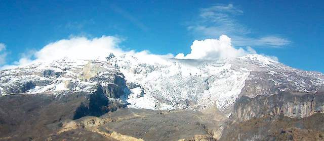 Organismos de socorro siguen en alistamiento | Autoridades no descartan una nueva erupción. FOTO CORTESÍA GEOLÓGICO COLOMBIANO