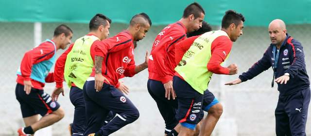 ¿Chile y Ecuador jugarán al empate? | Ante Ecuador, los chilenos buscarán la victoria, o por lo menos eso dice su entrenador. FOTO EFE