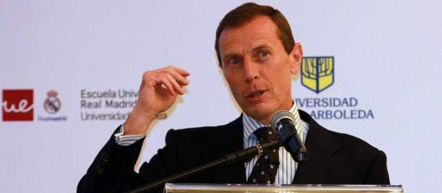 anuncio de la apertura de las nuevas escuelas del Real Madrid, se dio durante la visita a Bogotá del director de Relaciones Institucionales del Real Madrid, el exjugador Emilio Butragueño. FOTO COLPRENSA