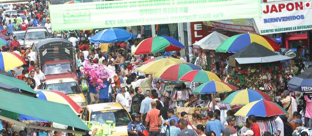 Comercio informal vende al año $50,4 billones, revela Fenalco
