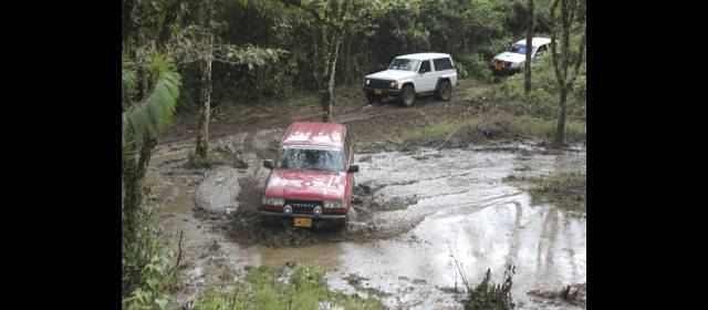 ¿Y qué es el 4x4? | El auge de los vehículos 4x4 también ha potenciado el turismo de aventura. FOTO CORTESÍA.
