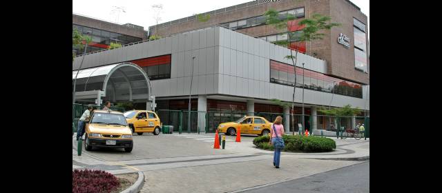 Comfenalco recibió una oferta para venta de la EPS y dos para la clínica | La Clínica Medellín y Promosesa están interesados en la Clínica Comfenalco. FOTO JUAN ANTONIO SÁNCHEZ