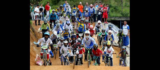 Las Estrellas toman pista | La pista Carlos Mario Oquendo, de La Estrella, ya presta servicio y será inaugurada oficialmente este mes. Foto JAIME PÉREZ