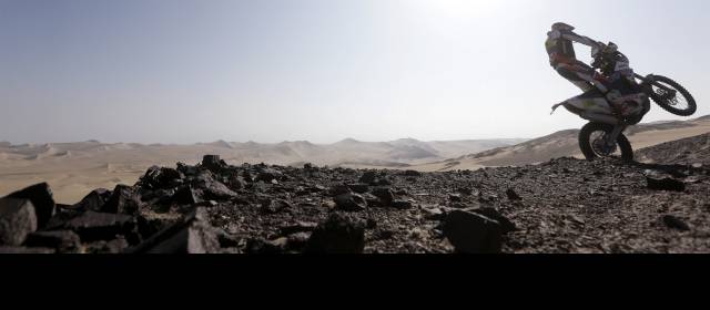 Dakar mantiene bravura, máxime al entrar en escena el desierto chileno | FOTO REUTERS