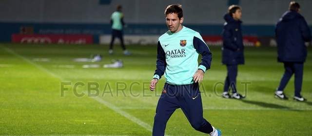 Tras su regreso por lesión, Messí realizó algunos movimiento en la cancha este jueves. FOTO CORTESÍA BARCELONA FC.