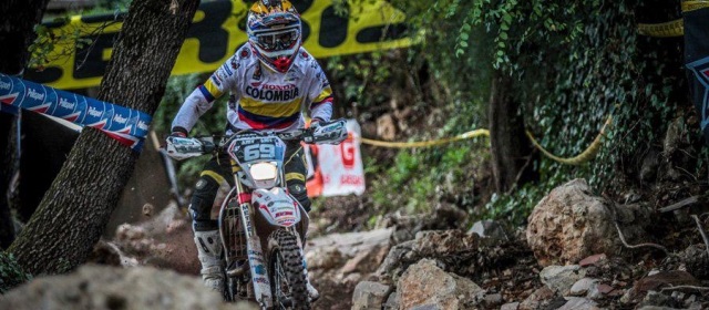 Esta medalla de oro Juan Esteban la sumó a su palmarés que lo tiene como campeón nacional. FOTO COLPRENSA