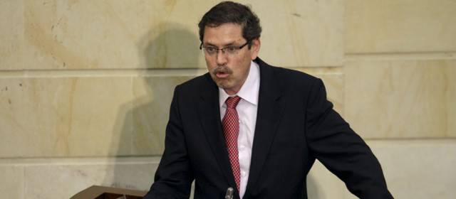 Luis Guillermo Guerrero es el nuevo magistrado de la Corte Constitucional | El nuevo magistrado, Luis Guillermo Guerrero, agradeció la confianza de los senadores.