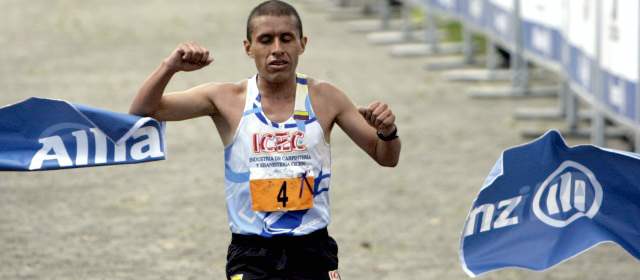 Carrera Allianz 15K de Bogotá fue conquistada por Alirio Carrasco y Erika Abril
