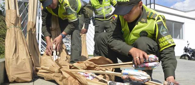 Incautan 2.000 voladores y 277.000 papeletas en redada contra la pólvora |