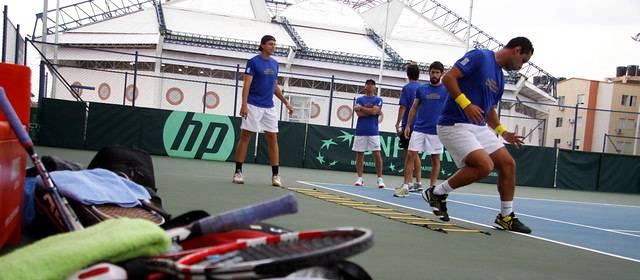 Colombia ya se entrena para afrontar la Copa Davis en Cúcuta | Alejandro Falla y Santiago Giraldo, en sencillos, y Robert Farah y Juan Sebastián Cabal, en dobles, representarán al equipo colombiano. FOTO COLPRENSA