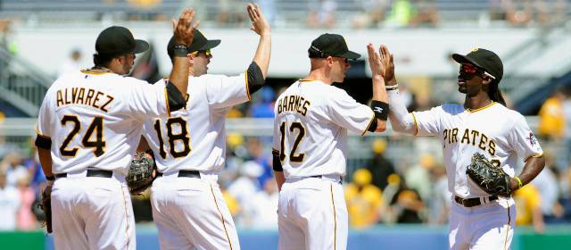 Marte tuvo debut histórico y triunfal en victoria de los Piratas | FOTO REUTERS