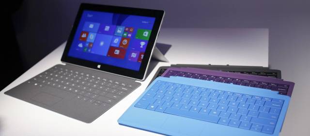 Microsoft actualiza su Surface y compite con el mini iPad | Foto: Reuters
