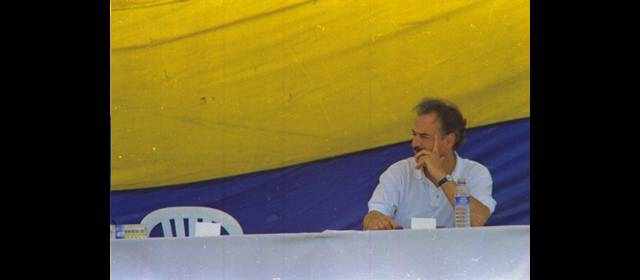 Diálogos con la guerrilla ya llevan 30 años | M-19, Epl, Prt y Quintín Lame, entre otros, son grupos desmovilizado desde el gobierno Betancur hasta hoy. Con Farc y Eln, varios intentos fallidos. FOTO ARCHIVO