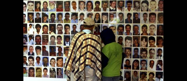 Marco Legal deja dudas a las víctimas | Las víctimas piden que no haya impunidad y exigen que los grupos ilegales paguen por los daños como el desplazamiento, causado a las familias que padecen el conflicto. FOTO HENRY AGUDELO