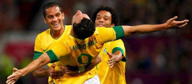 Brasil y México ganan, lucharán por primer oro en fútbol | FOTO REUTERS