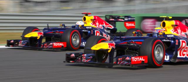 Vettel es el nuevo líder de la F1. | Vettel lidera la Fórmula Uno.